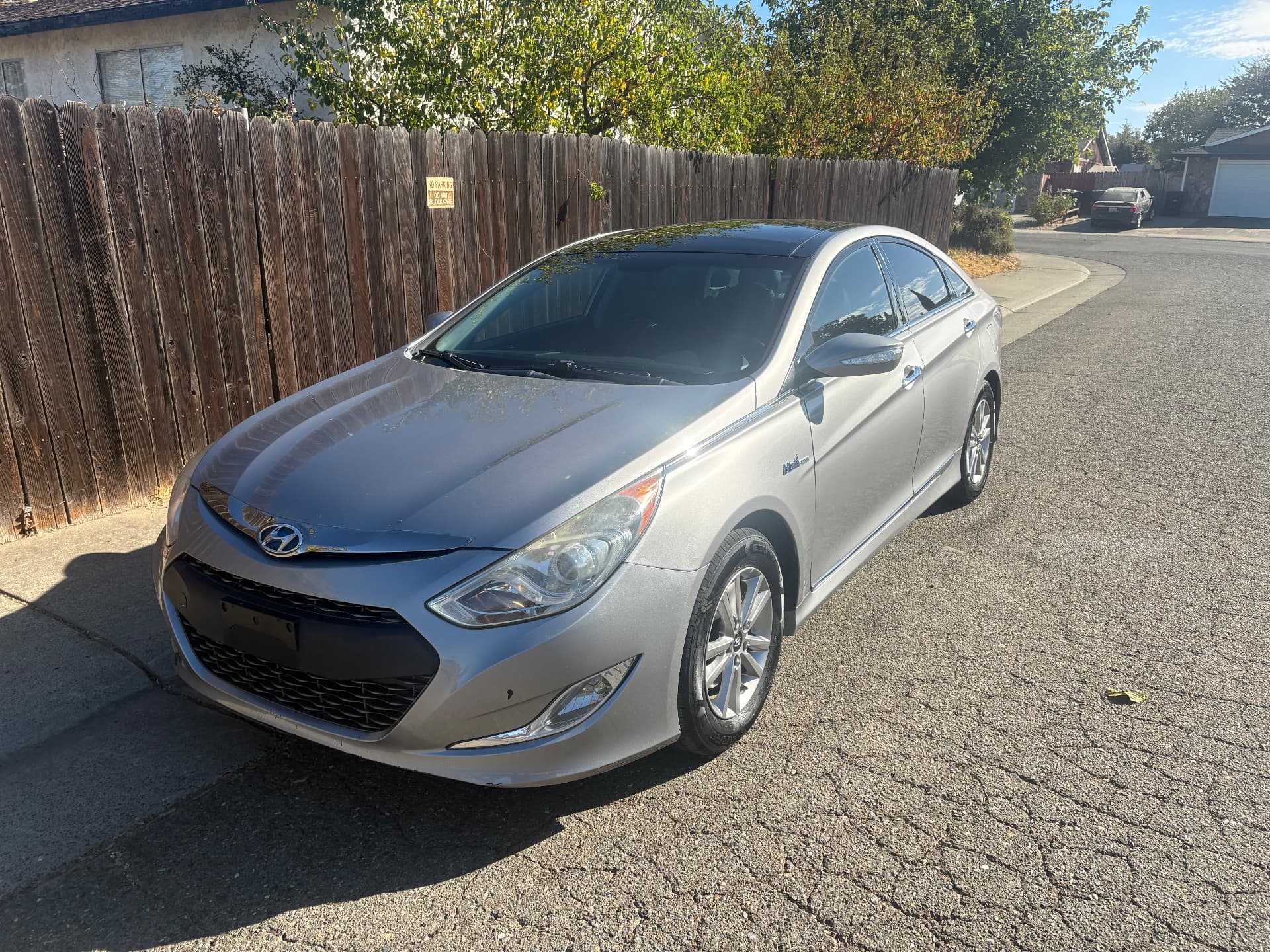 2011 Hyundai Sonata Hybrid Blue Drive — front three-quarter view